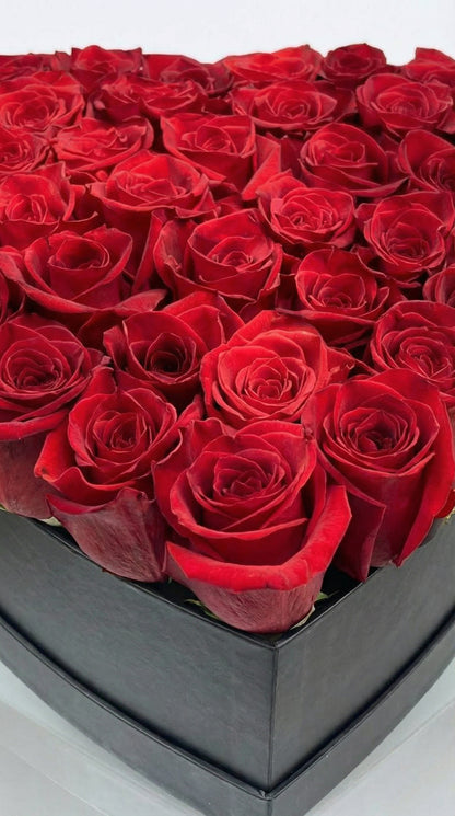 Crimson Heart Elegance - BB Flowers UAE