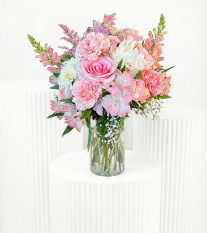 Classic Bloom - BB Flowers UAE